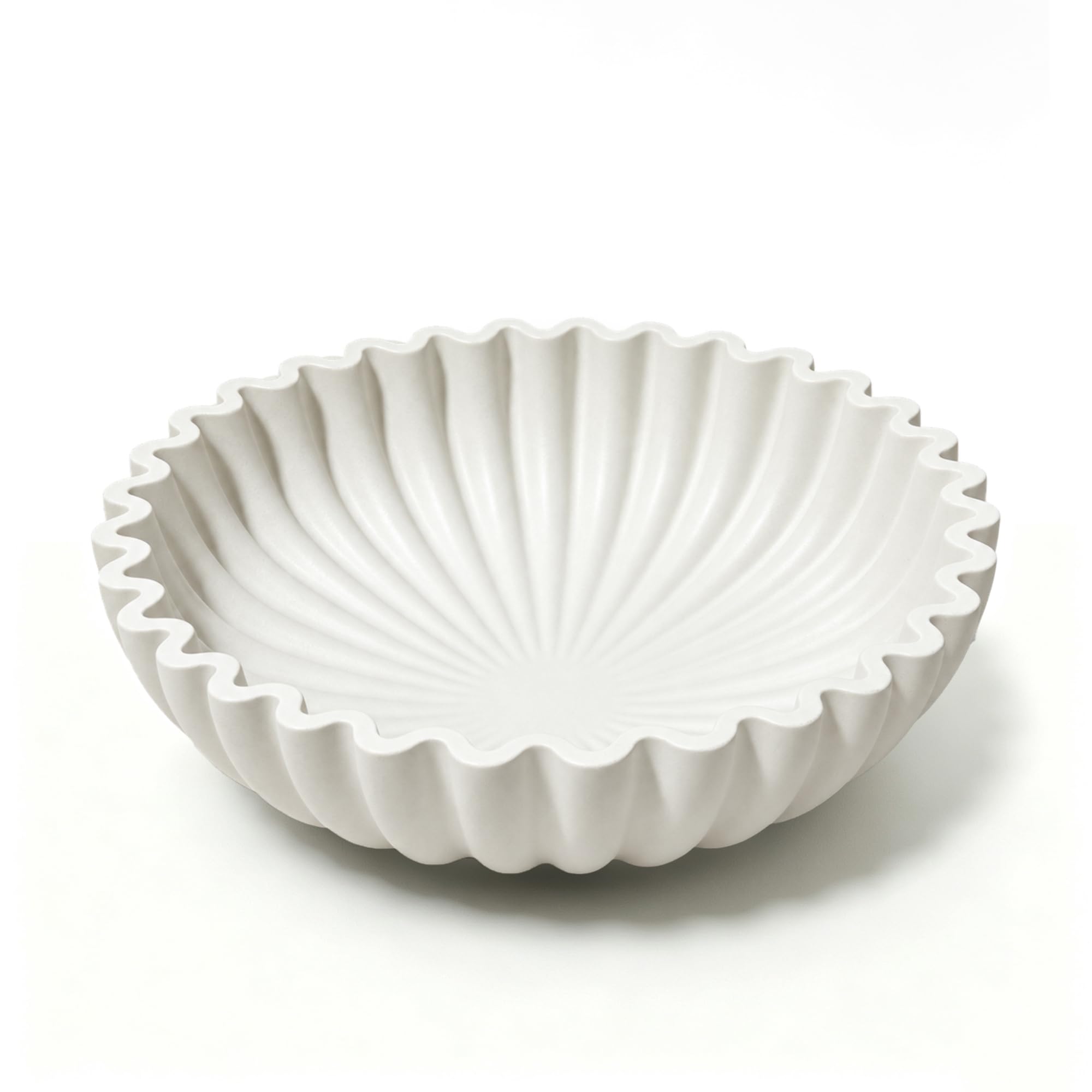 BEYLAB Handmade Small Concrete Ruffle Bowl - Vintage Scallop Decorative Flower Bowl & Fruit Basket | Modern Table Centerpiece, Entryway Key Tray, Wedding & Housewarming Gift (White Pleated Bowl)