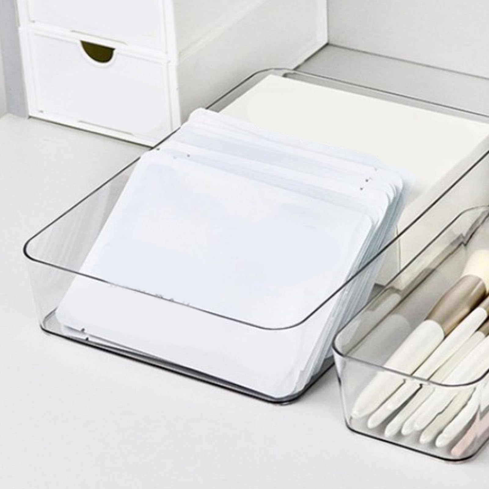 WOOXGEHM Drawer Organizer Tray, Rectangular Clear Plastic Drawer Organizer, Fashionable, Stylish, Saving Form Dresser Storage Bin Divider for Stationery