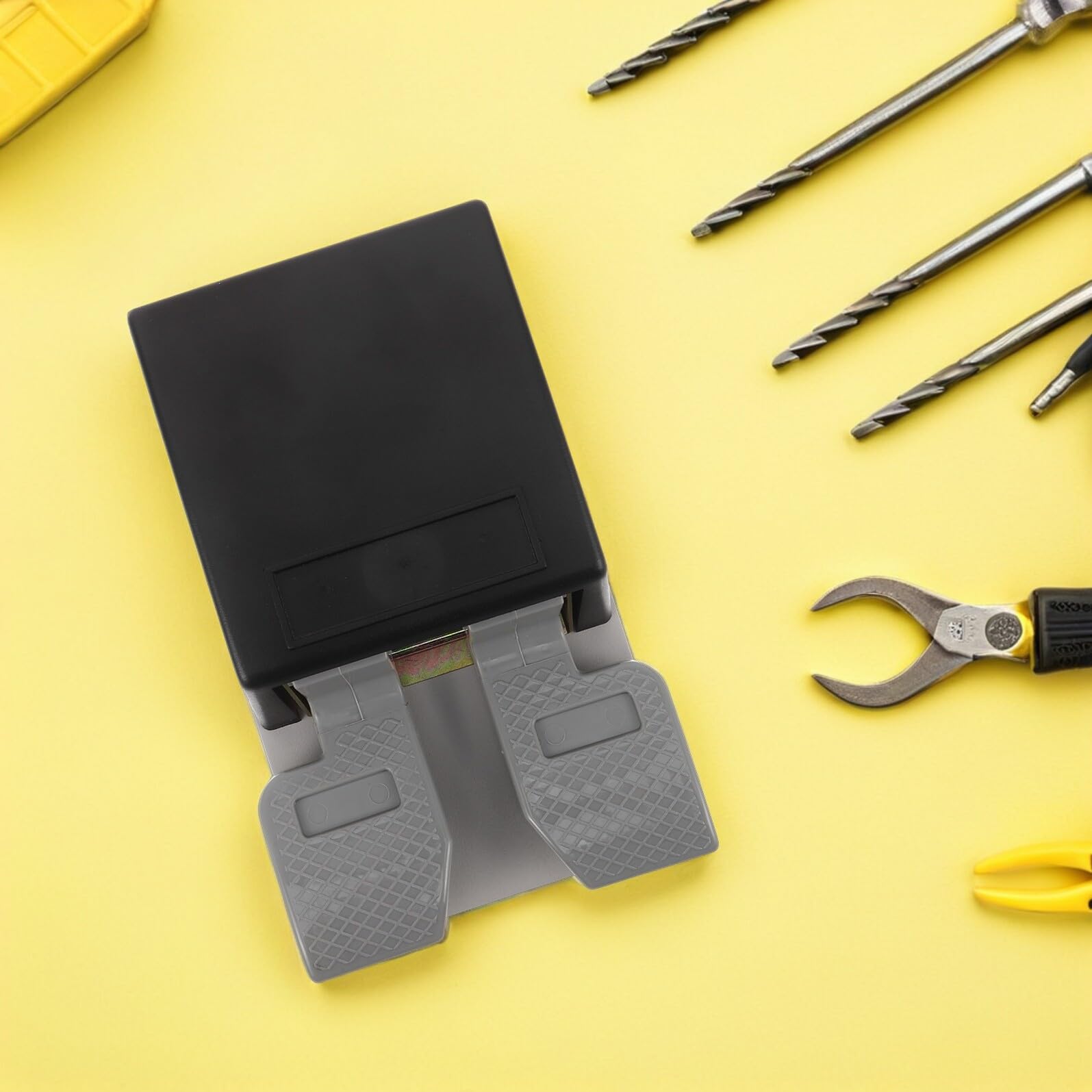 MAGICLULU Pedale di Controllo per Strumentazione Odontoiatrica Interruttore Pedale Compatibile Poltrone Dentali Accessori per Studio Dentistico Design Ergonomico Resistente all Usura
