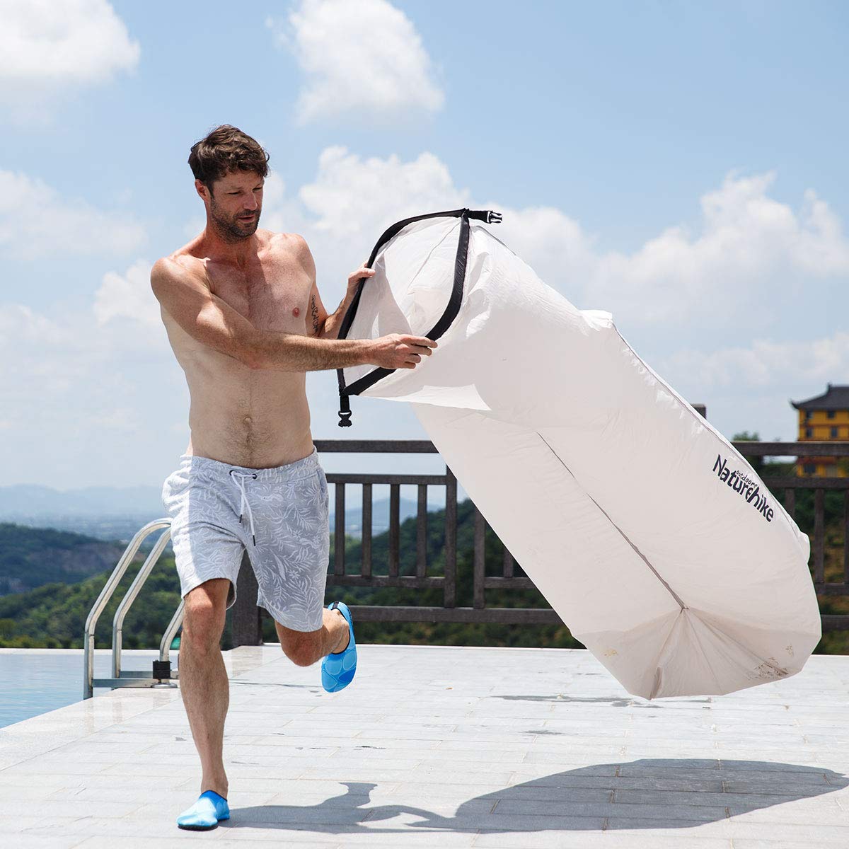 Naturehike Lazy Lounger Chaise Longue Gonflable imperméable avec Paquet Portable pour Voyage, Camping, randonnée, fête à la Piscine et à la Plage