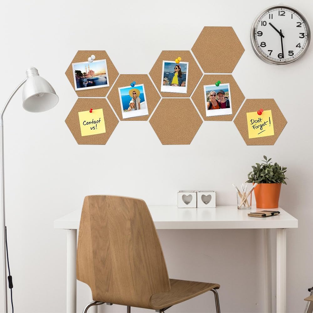 Heiqlay Prikbord van kurkplaat, 12 stuks, zeshoekige prikbord van kurk met 100 stuks pushpins, zelfklevende kurkplaten voor aan de muur, kurkwand, voor het ophangen van foto's, woondecoratie, kantoor