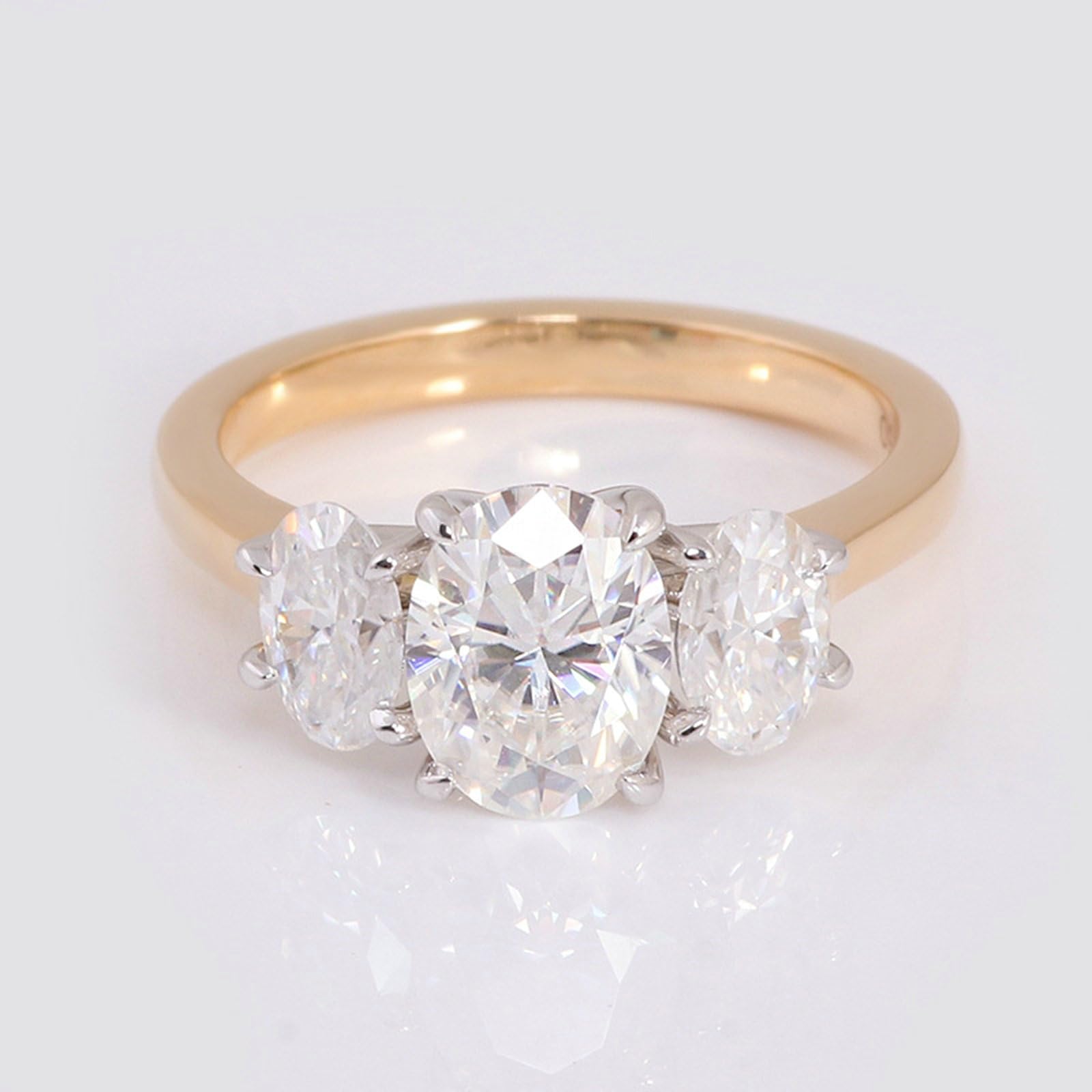 Anillo de compromiso de oro amarillo de 18 quilates, 2 quilates, corte ovalado, blanco, moissanita, sencillo anillo de compromiso