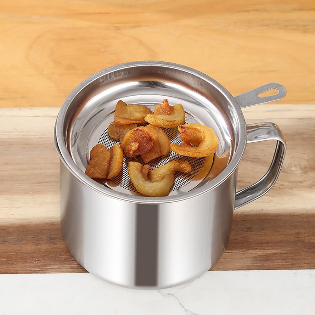 QMET 1.3L Bacon Grease Saver With Stainless Steel Strainer - Rustic Farmhouse Oil Keeper, Dishwasher Safe, White