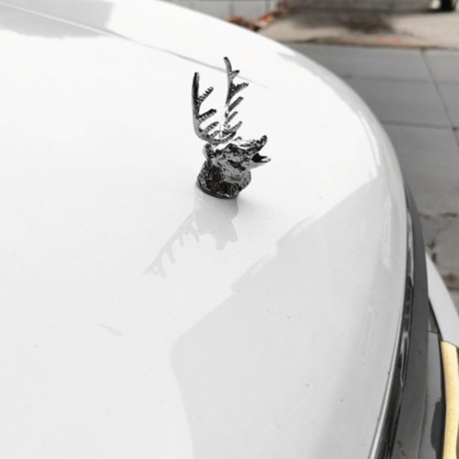 Amazon | パーソナライズされた改造3D立体カーロゴ鹿の頭