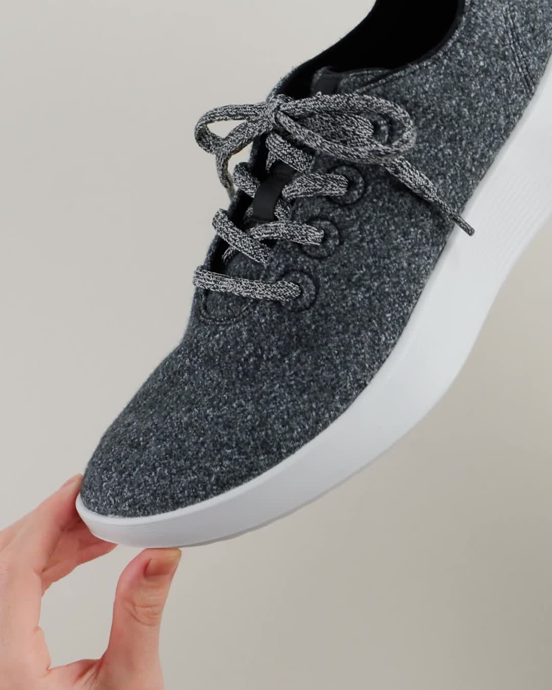 Amazon | ウールランナーゴー WOOL RUNNER GO Dark Grey (Light Grey