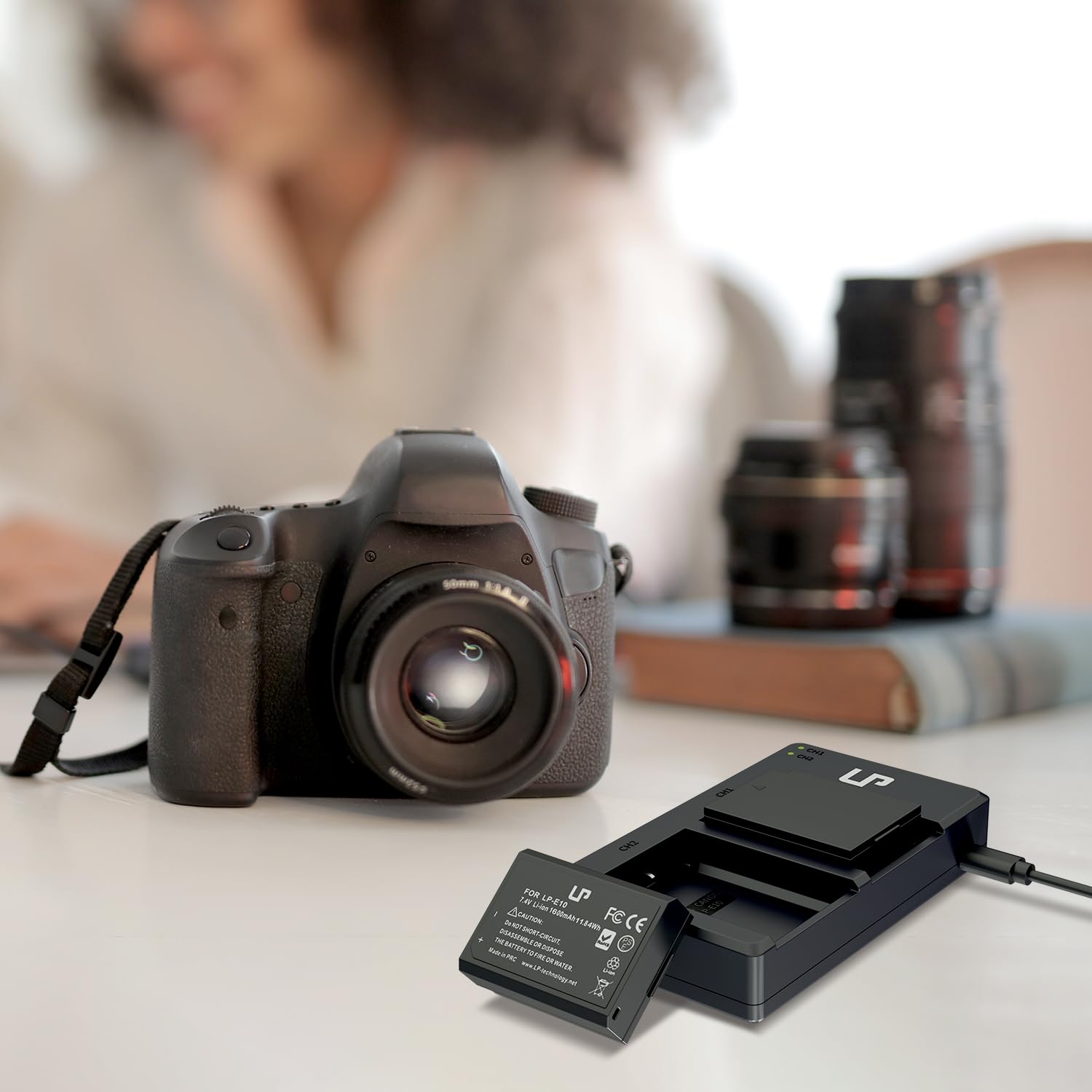 LP LP-E10 Akku-Ladegerät-Set, 1600mAh 2er-Pack Akku & Dual-Slot-Ladegerät, kompatibel mit Canon EOS Rebel T7, T6, T5, T3, T100, 4000D, 3000D, 2000D, 1500D, 1300D & mehr (Nicht für T3i T5i T6i T6s T7i)