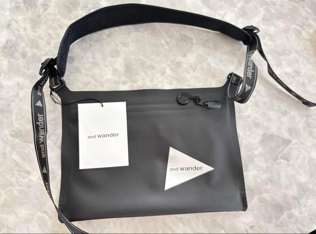 ポケモンセンター福岡限定 博多織ピカチュウポーチとコースターの