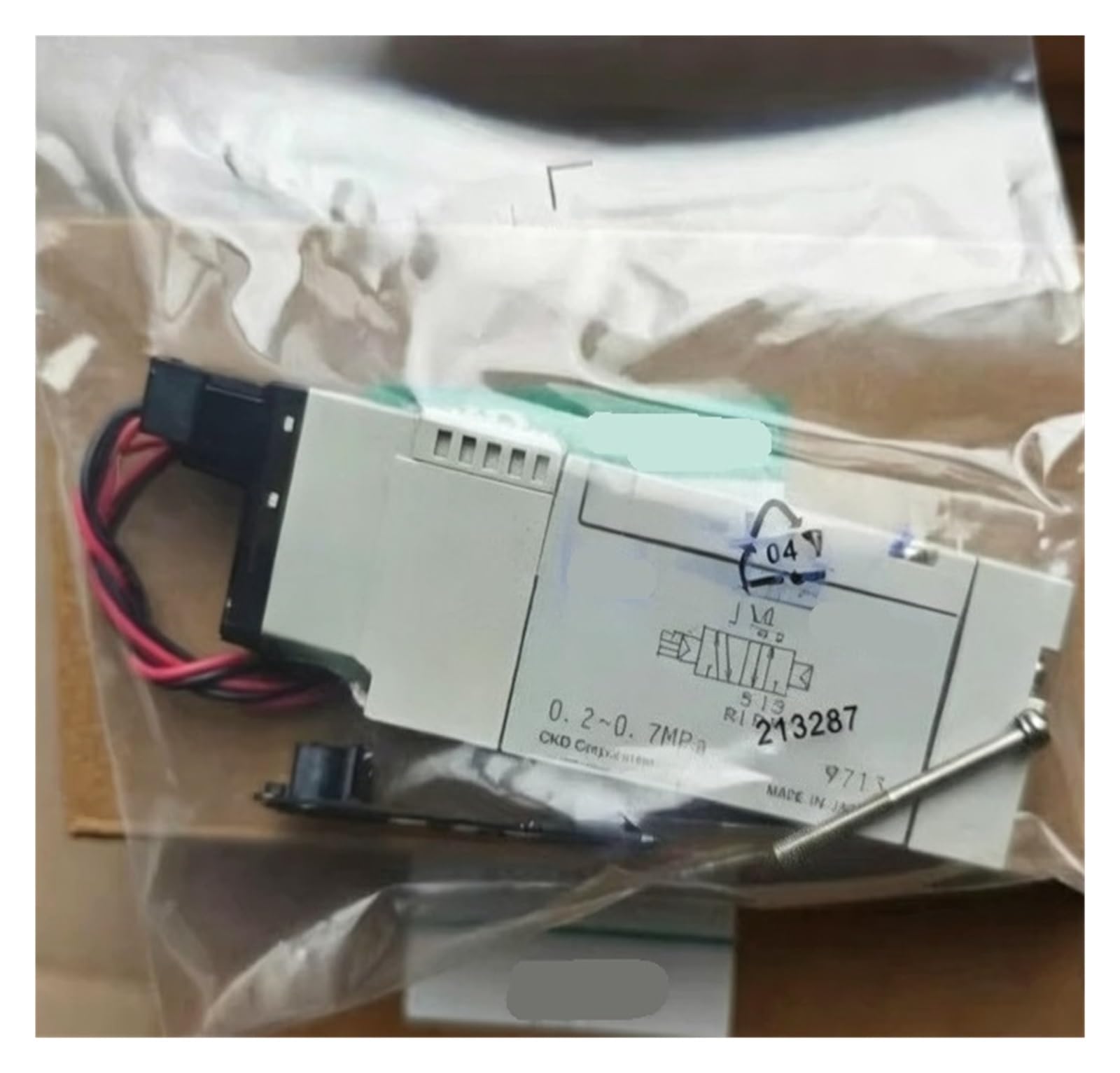 CLBSWYEJK 1pcs solenoid valve 4GB119-129-219-229-319-329-339-E2-A2N-A2NH-3(4GB119-A2N)