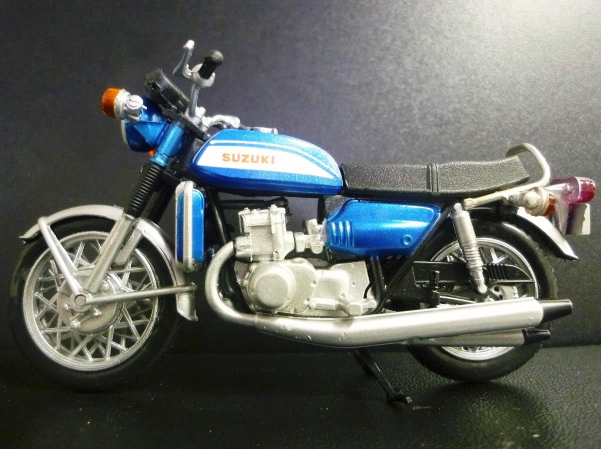 【専用枠】ソリド社製SUZUKI GT750水冷コレクションモデル □絶版絶滅□入手困難品□ソリド社製SUZUKI GT750水冷シリーズ1