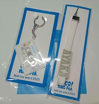 NiziU アヤカ アクスタ キーホルダー NiziU アヤカ アクスタ 缶バッジ キーホルダー - メルカリ