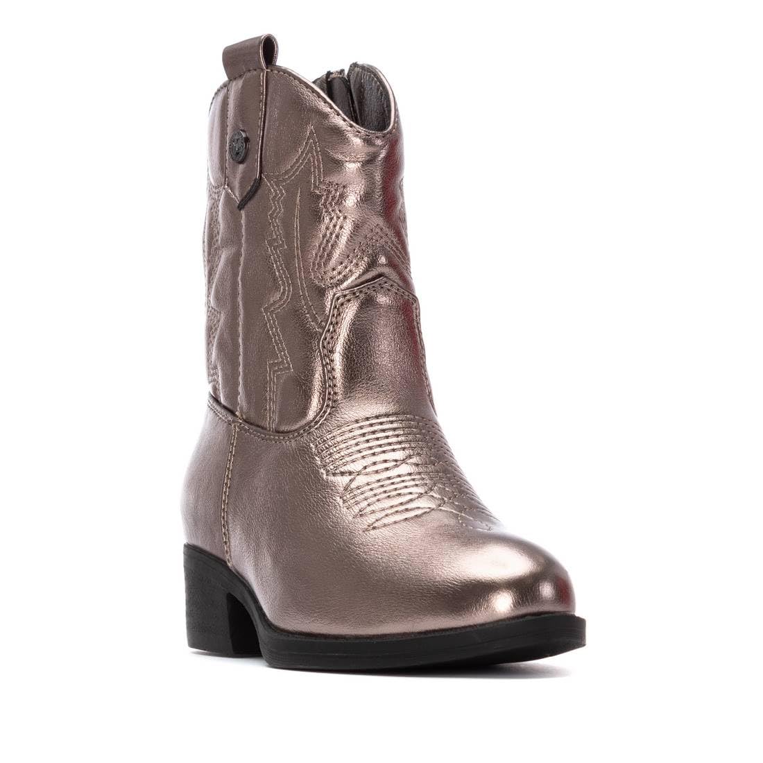 XTI - Botas Camperas Niña - Calzado Cómodo y Versátil - Moda casual