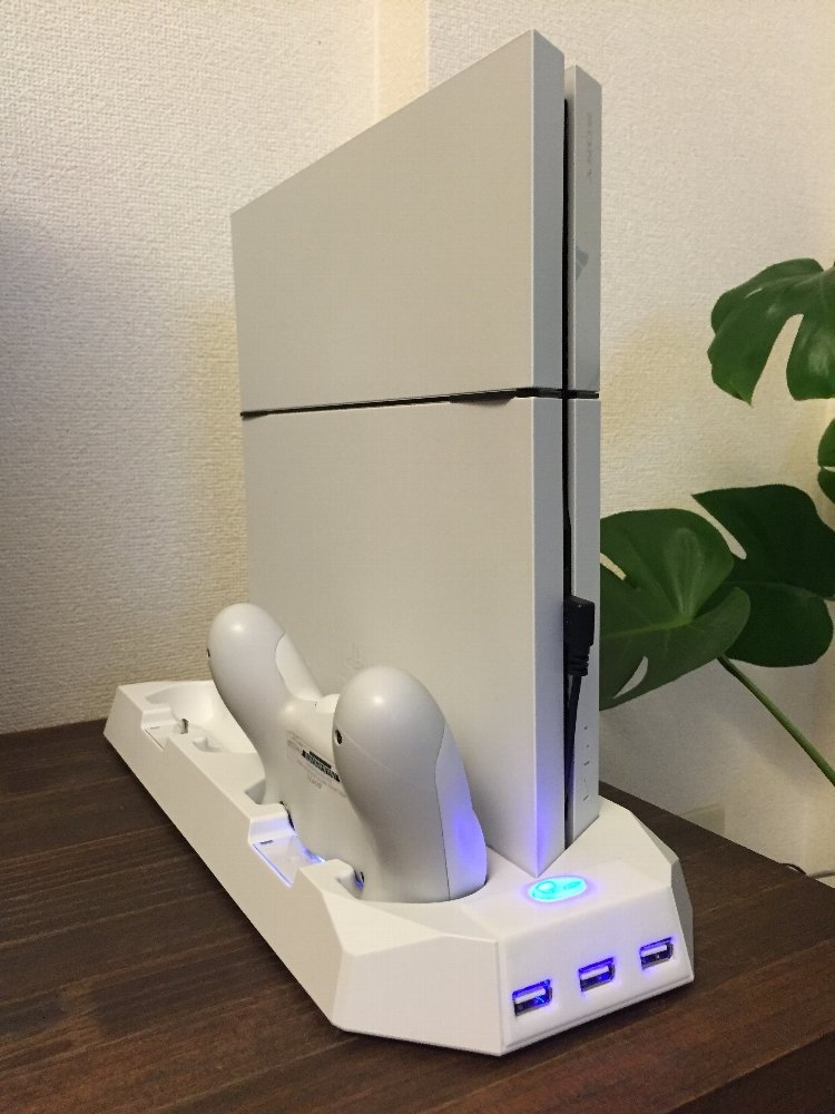 Amazon | PS4 初期型用 多機能縦置きスタンド コントローラー2台充電  