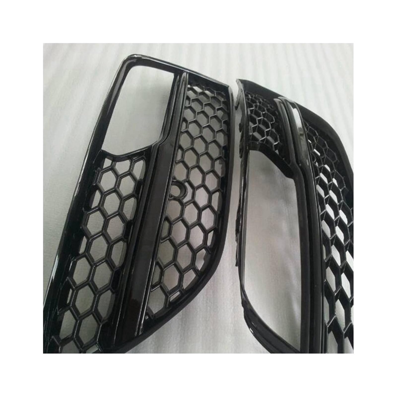 Maglia a nido d'ape Stile Paraurti Anteriore Copertura Della Lampada Della Nebbia Griglie Fendinebbia Griglia Compatibile for Audi A3 Hatchback 2013-2016 Nero e Argento
