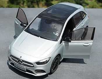【新品】1/18メルセデスベンツ B-Klasse／B180 B200 2022 Amazon.co.jp: 銀 Benz1/18 メルセデスベンツ B-KLASSE MPV B