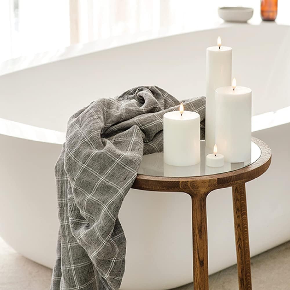 UYUNI Lighting LED Tea Lights 3,9 x 4,7 cm – Tealight 400 White Plain – LED Tealight con timer di controllo remoto inclusa batteria con durata di 400 ore