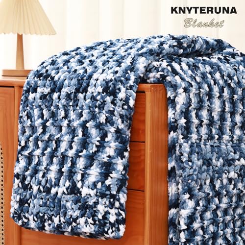 Image of #6 Super Bulky Blanket Yarn for Crocheting - 4 Skeins(Each 10.5oz /300g, 220yds /201m), Chunky Chenille Thick Plush Big Soft Yarn for Crocheting Knitting Blankets, Multi Blue & Forest Green