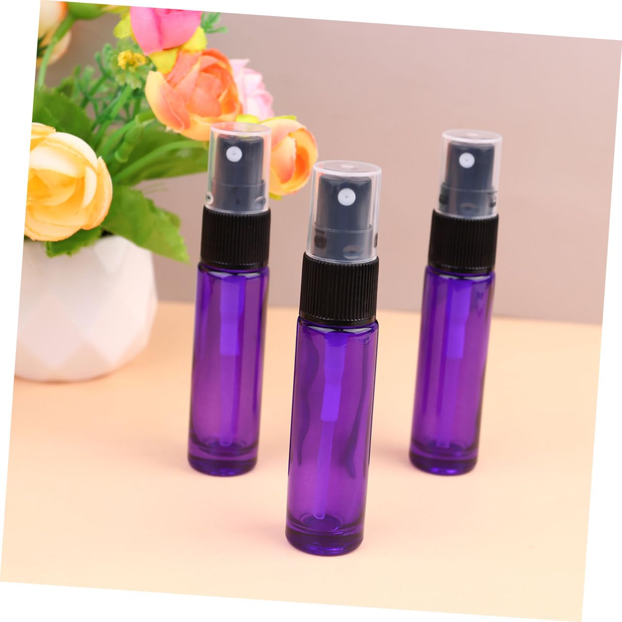 20 Stück 10ml Glas Sprühflaschen Wiederbefüllbar Tragbar für Parfüm und Ätherische Öle Reise Kosmetik Behälter Violett