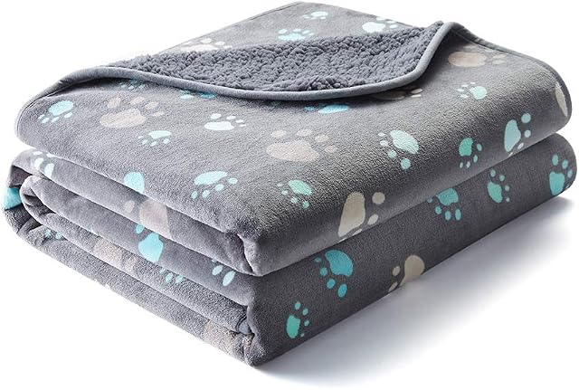 Allisandro Waterproof Blanket 100×70 cm for Couch, Chairs, Car, or Bed, Machine Washable Triple Layer Tech Waterproof Furniture Protector with Cute Paw Print for Small Medium Large Dogs and Cats