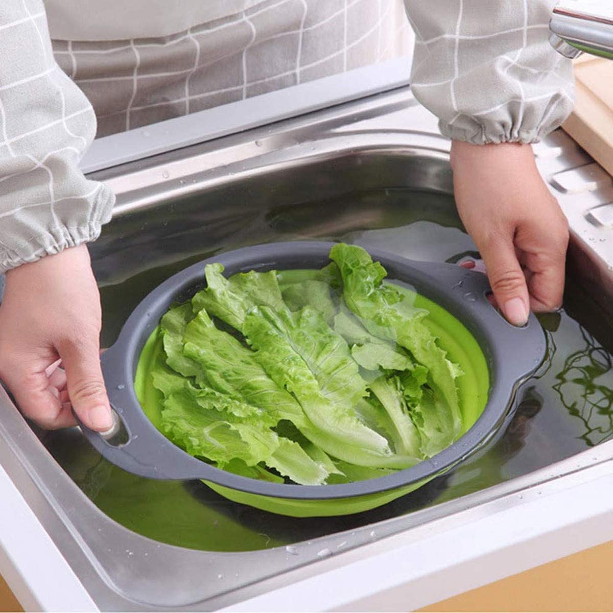 Juego de 2 coladores plegables redondos de silicona para fregadero de cocina y cesta de frutas, 1 grande y 1 pequeño, perfecto para escurrir pasta, verduras y frutas, artículos esenciales para el
