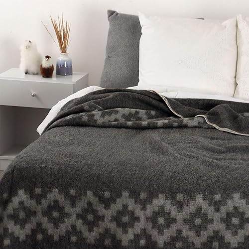 Miniatura 6 de Manta gruesa de lana de alpaca pesada para acampar al aire libre en interiores, diseño étnico suave de Perú (gris oscuro, gris suave, tamaño queen)
