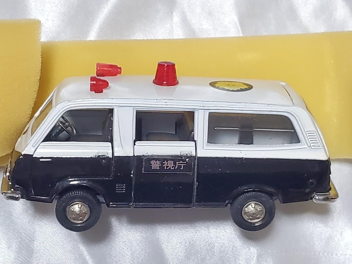 ヨネザワ ダイヤペット 1/40スケール トヨタハイエース 商用車