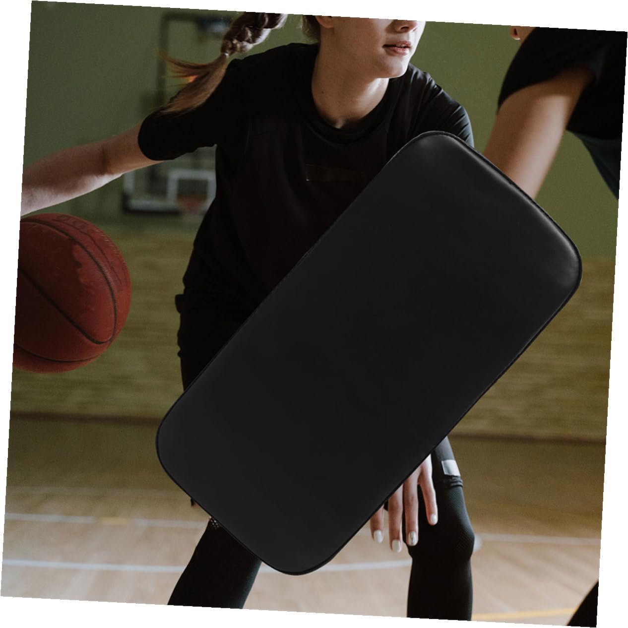 2pcs Basketball Blocking Pads Arm Sparring Training Cushions for Defensive Agility Drills Hand-Eye Coordination Reflex Improvement Portable Sports Equipment for All Skill Levels