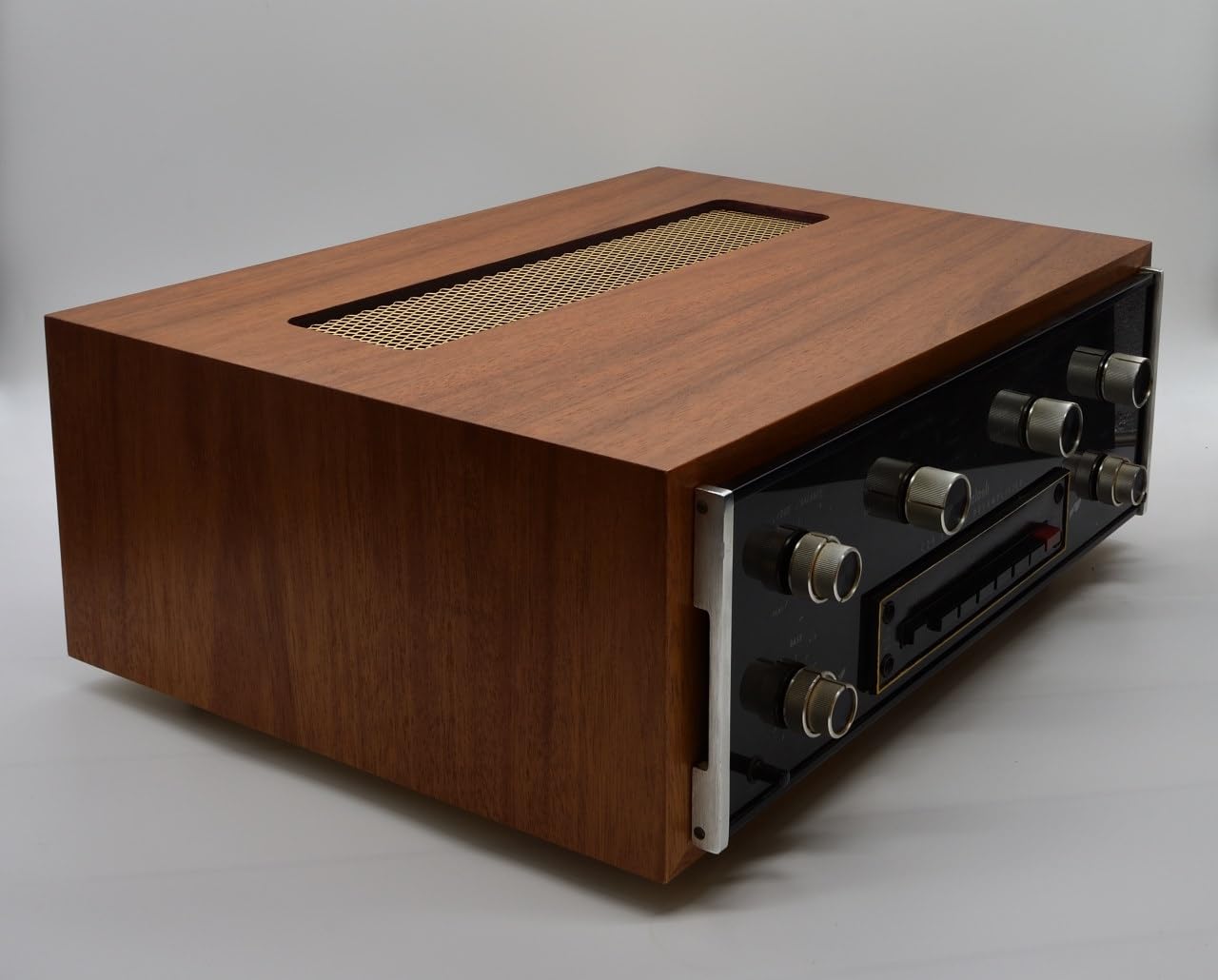 MACKINTOSH - MacintoshC29プリアンプ#マッキントッシュ □McIntosh C29 マッキントッシュの名機 プリアンプ！ - YouTube