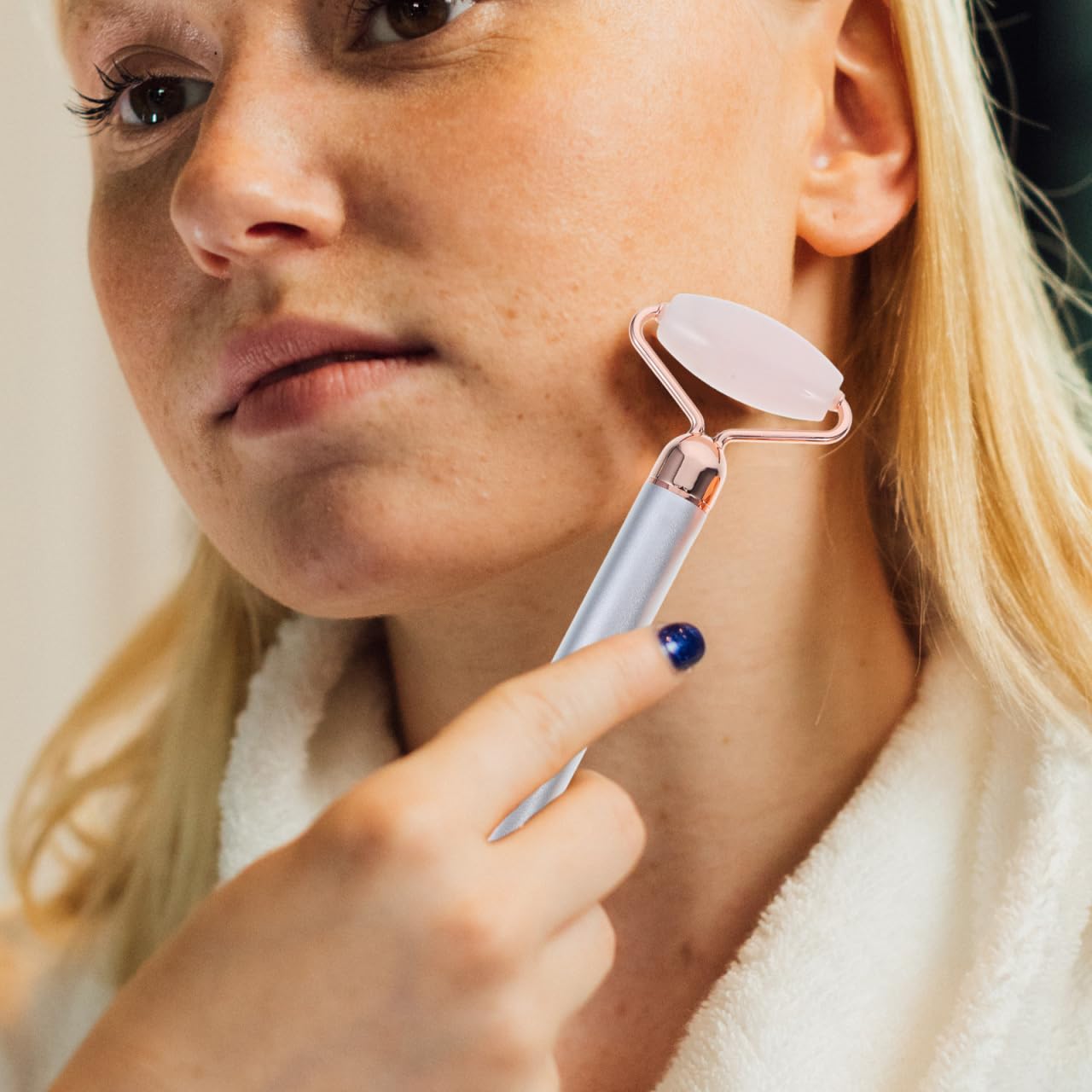 NOLITOY 3-in-1 NatüRlicher Jade Gesichtsroller MassagegeräT für Gesichtsmassage Und Hautpflege Anti-Aging Werkzeug Zur FöRderung Der Kollagenproduktion Und Reduzierung Von Schwellungen