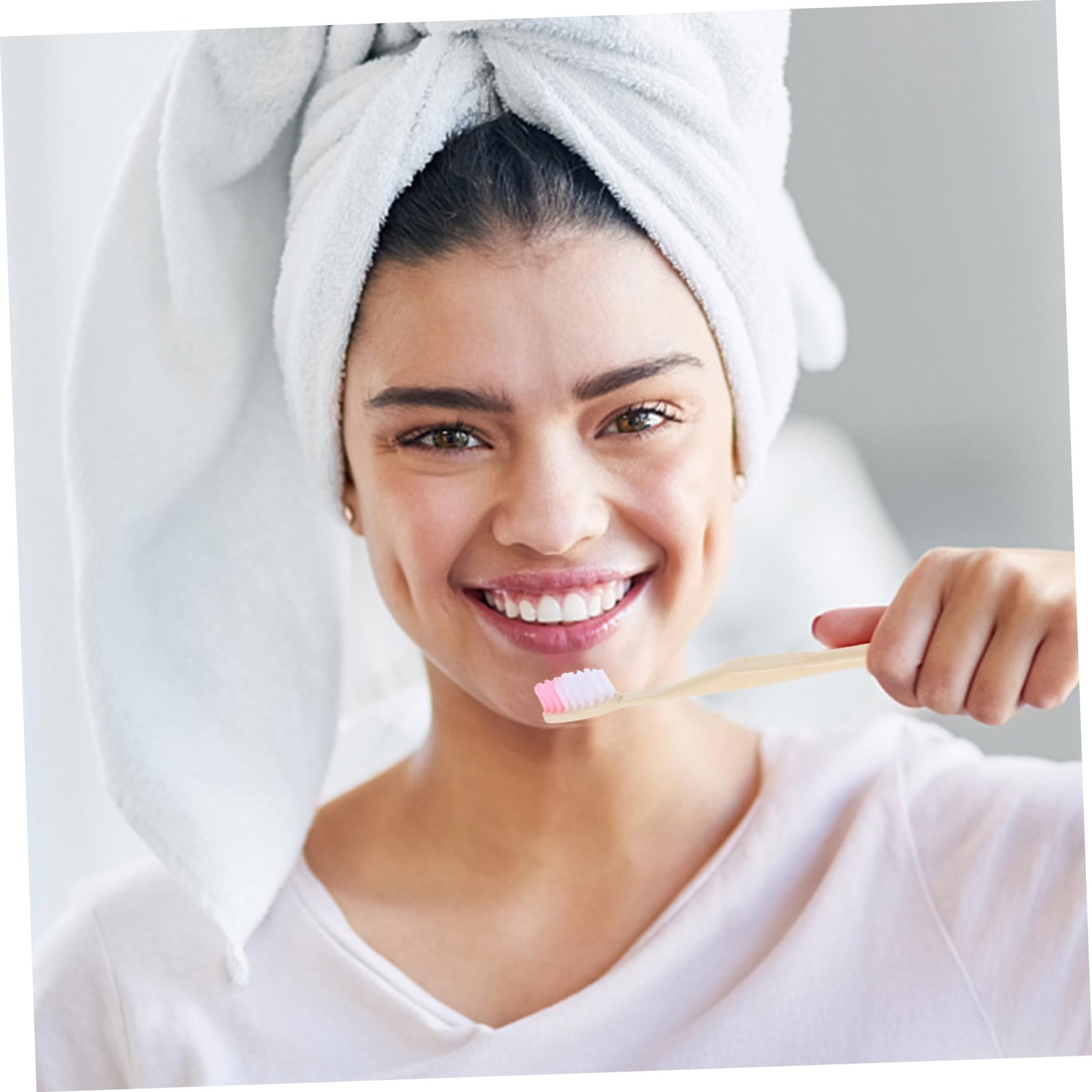 Spazzolini da Denti Monouso con Dentifricio 100 Pezzi, Portatili, Confezionati Singolarmente, per Viaggio e Soggiorni in Hotel in Plastica Stile Casuale