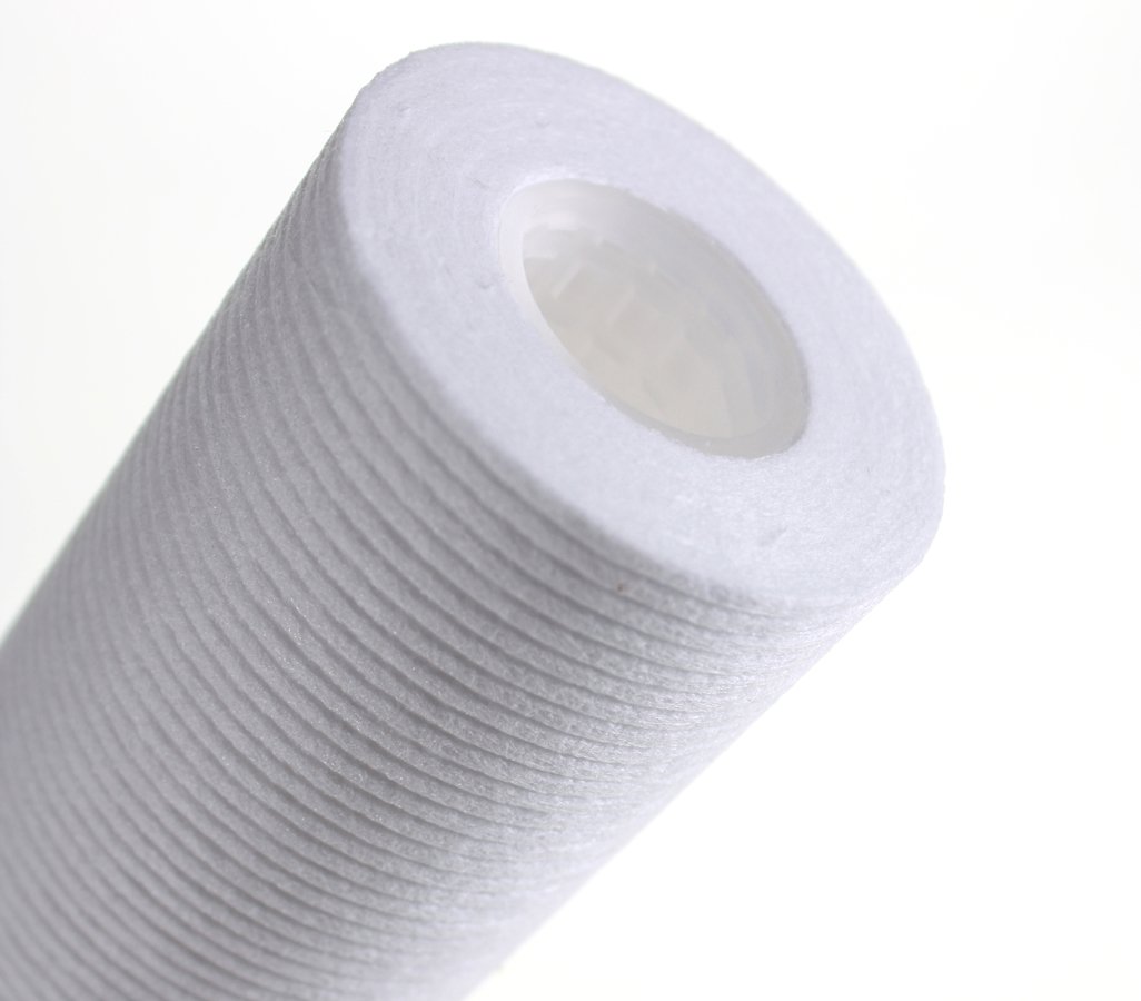 Hydronix SBC-25-4005 NSF Polypropylene Sediment Depth Water Filter Cartridge Commercial / Industrial 2.5 x 40 - 5 micron