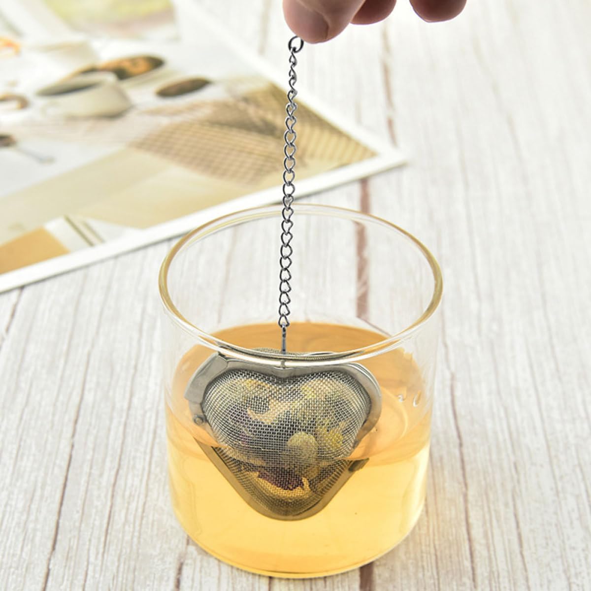 2pcs Heart Shaped Stainless Steel Tea Filters with Hook Chain