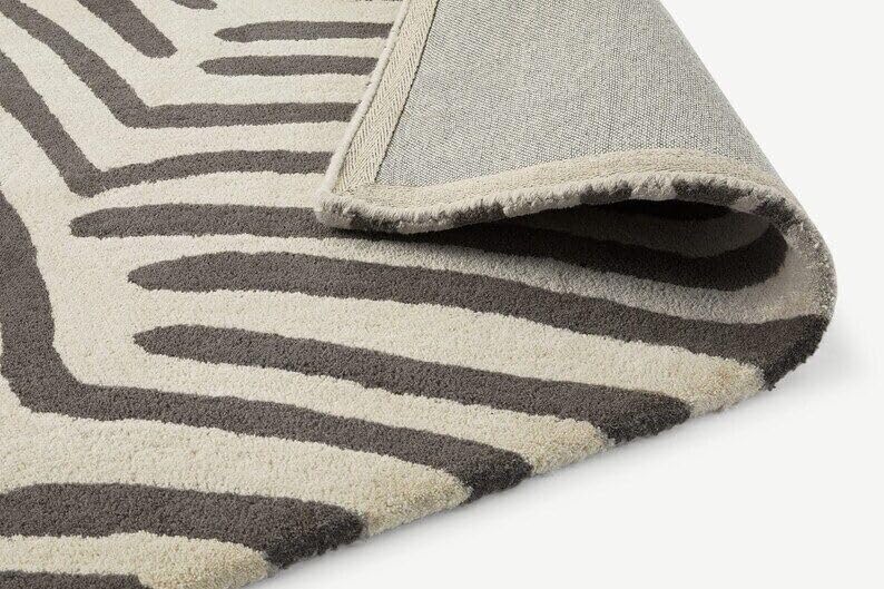 Grey & White Abstract Striped Area Rug 9x12 ft | Hand Tufted Modern Wave Pattern Carpet