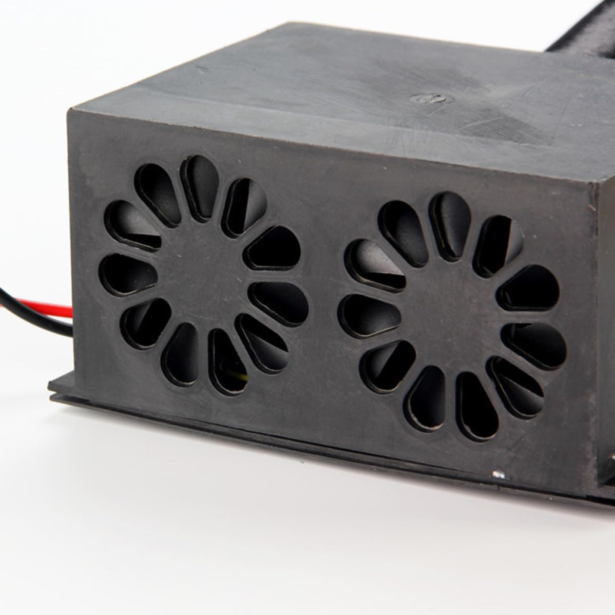 MAGICLULU 12v Autoheizlüfter mit Kunststoffgehäuse Schnelles Erwärmen und Schnelles Auflösen von Nebel Tragbarer Windschutzscheiben Entfroster für Winter im Auto Zufällige Zufällige Farbe