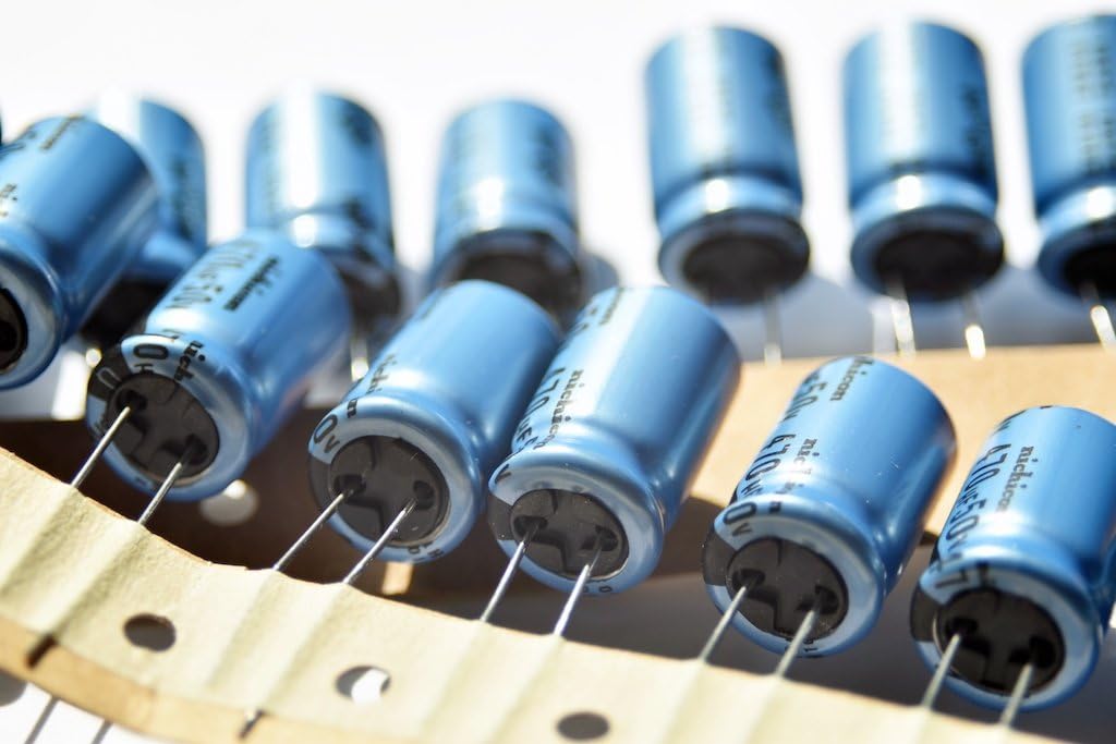 4 pcs Nichicon KA Capacitors 16V 330uf Audio Grade