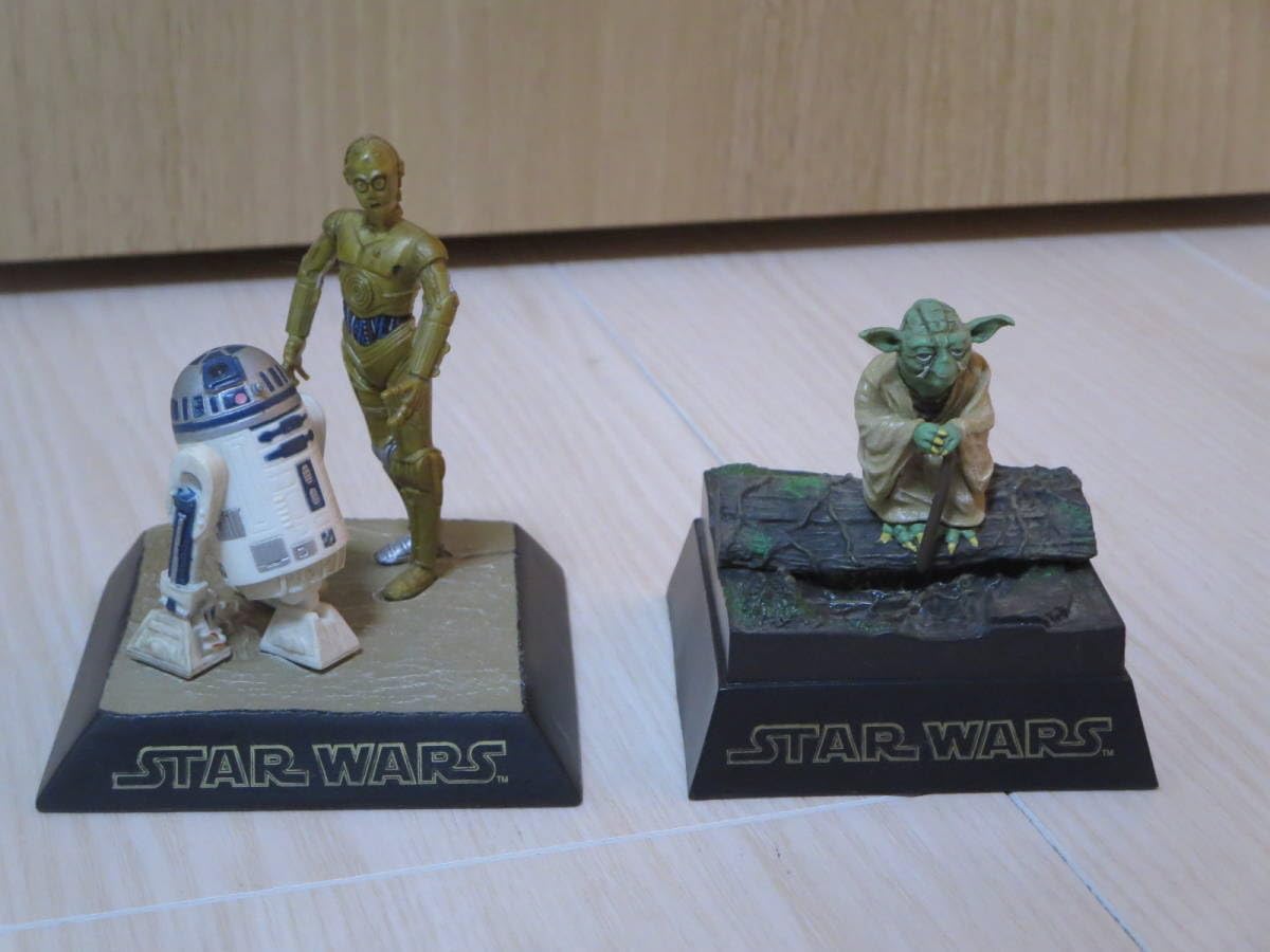 TOMY ジオラマ【R2-D2＆C-3PO】＆【ヨーダ】2種セット ヨーダ、R2−D2