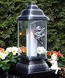 witterungsbeständig und frostfest, auf Grund Ihrer schmalen Form besonders geeignet auch für kleinere Urnengräber