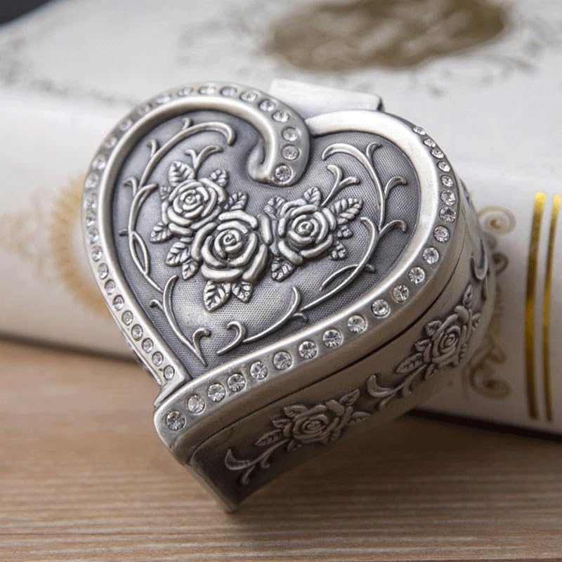 Vintage Heart-shaped Jewelry Box Small Love Necklace Pendant image 3