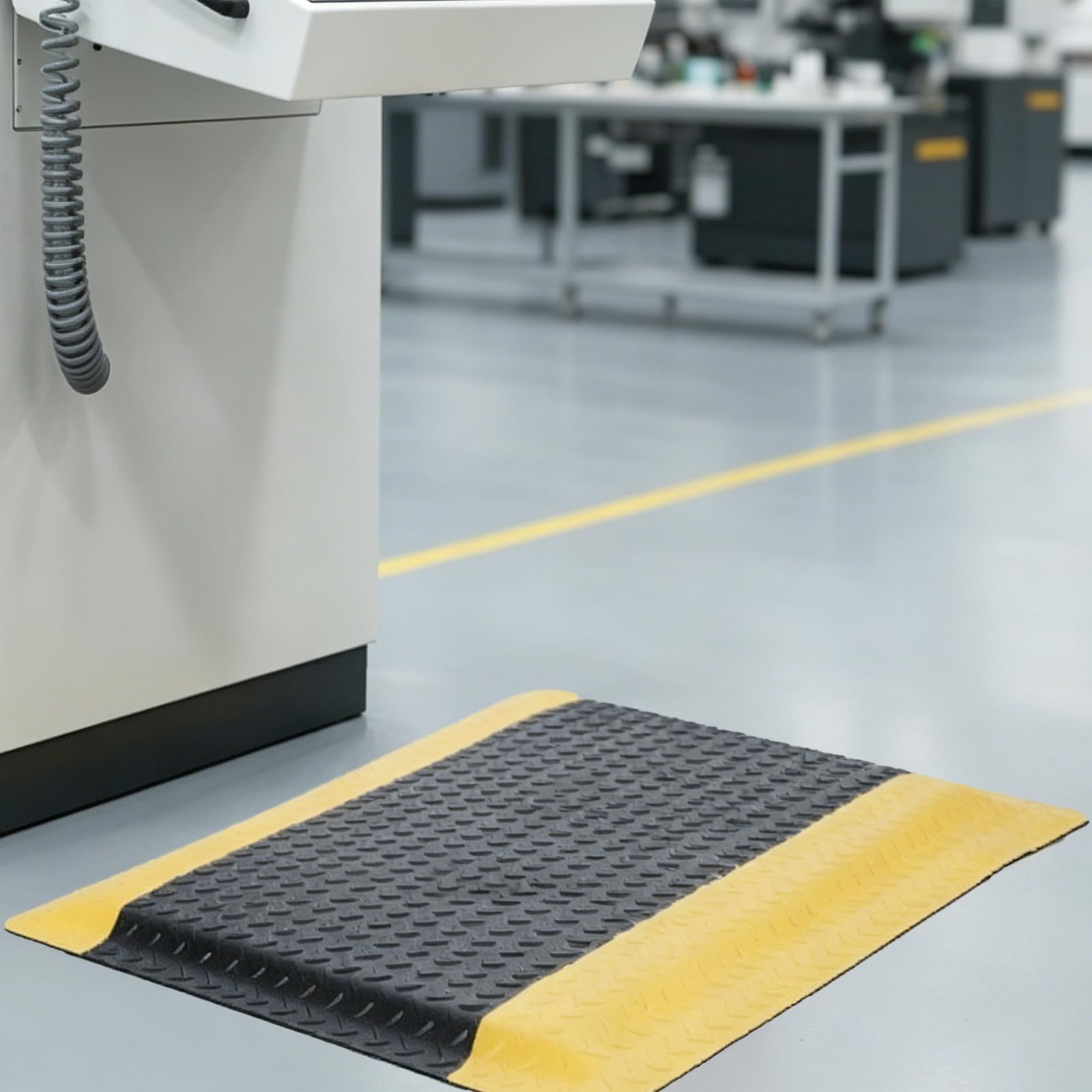 MYOYAY Tapis anti-fatigue 60 x 90 cm - Tapis de travail ergonomique avec design à picots - Tapis antidérapant en mousse confortable - Tapis anti-fatigue pour postes de travail debout, bureau et garage