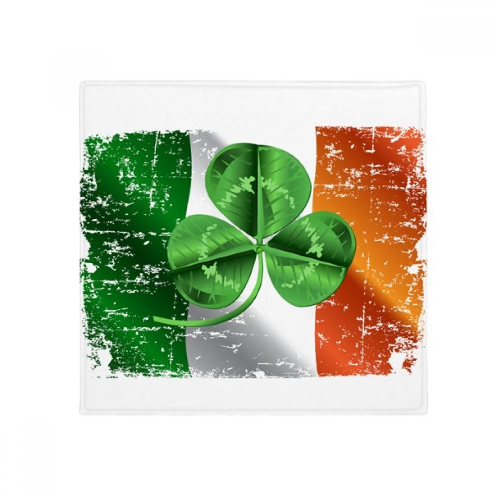Tapis de sol trèfle irlandais vert pour égayer votre cuisine et salon