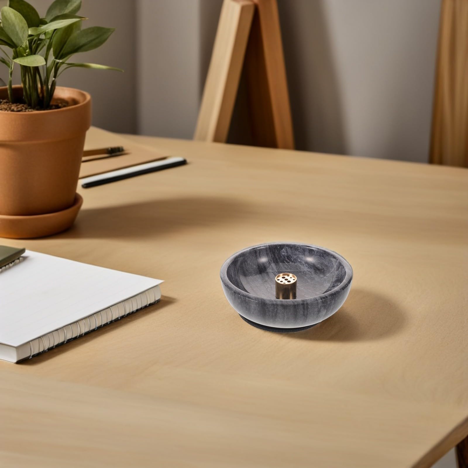 TOYANDONA Quemador de Incienso Decorativo en Hogar Elegante de Mármol y Bronce Soporte Invertido Seguro y Estable para Meditación y Yoga
