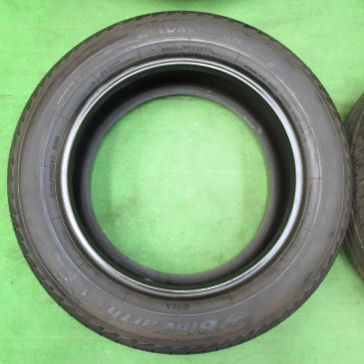 新車外し YOKOHAMA BluEarth E51A 225/60R17 17インチ 夏タイヤ 4本