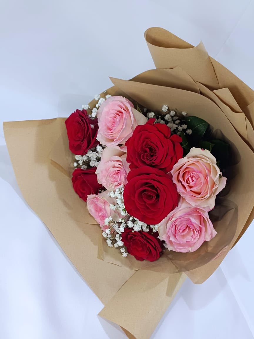 Stems N Pots - Spring Roses Bouquet