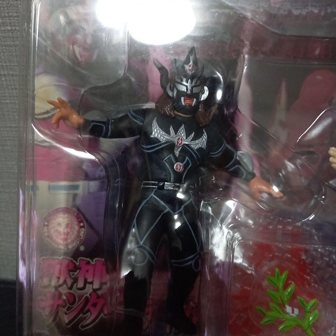 新品レア 獣神サンダーライガー、えベイガー ブラックバージョン Amazon.co.jp: 獣神サンダーライガーえベイガー : Toys & Games