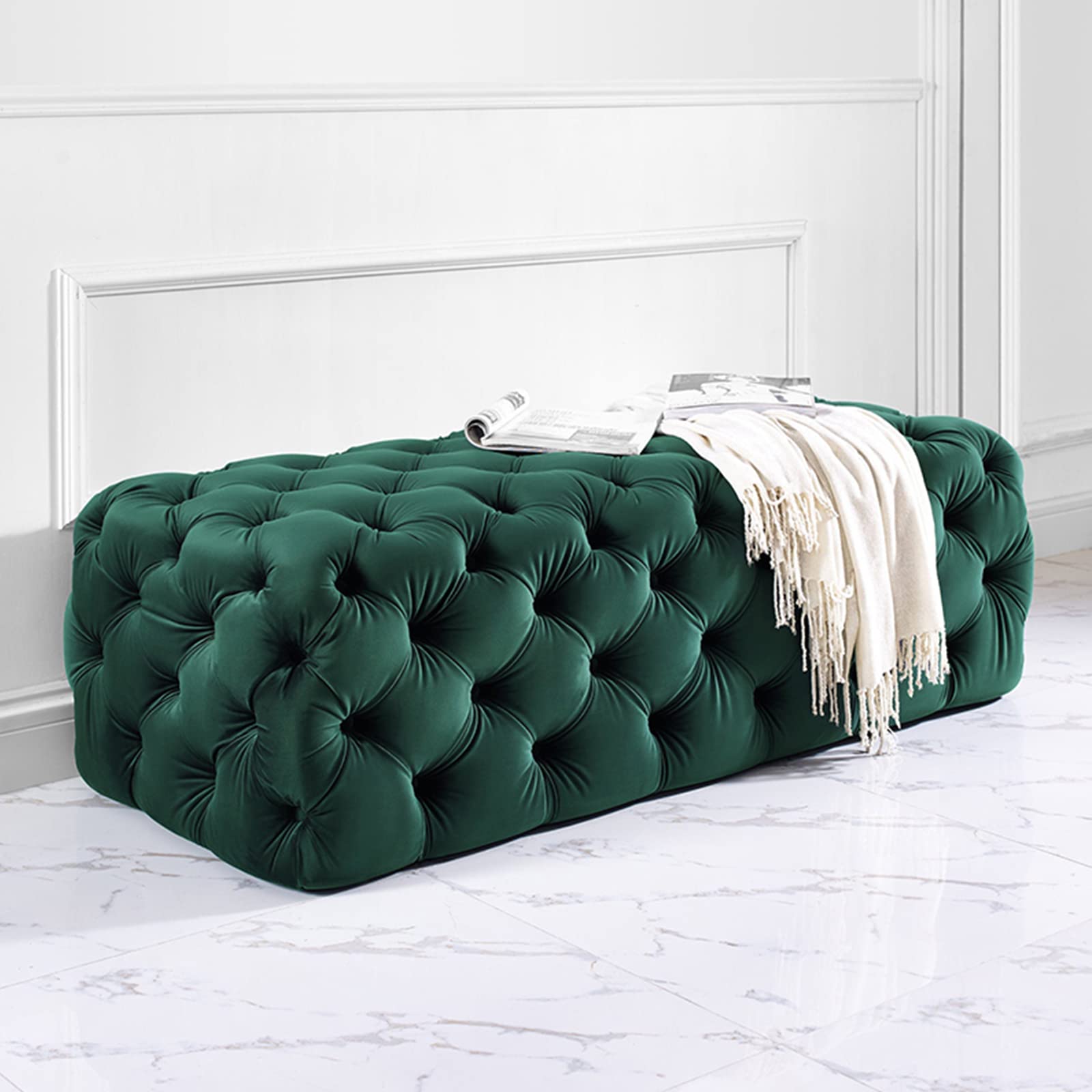 Tabouret repose-pieds moderne en velours pour votre salon