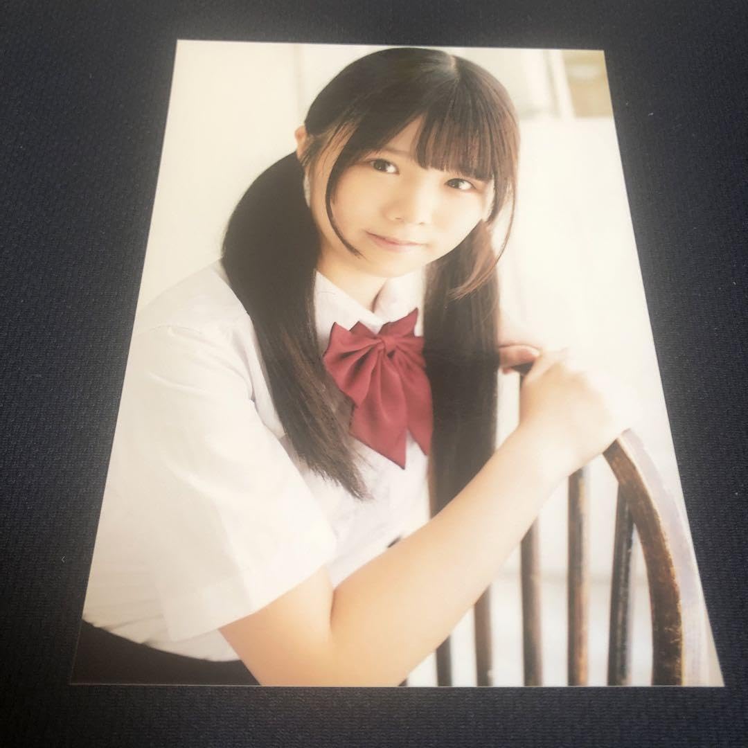 Amazon.co.jp: 鈴もも 生写真3枚セット 鈴もも1stフォトブック Amazon.co.jp: 鈴もも 生写真3枚セット 鈴もも1stフォトブック