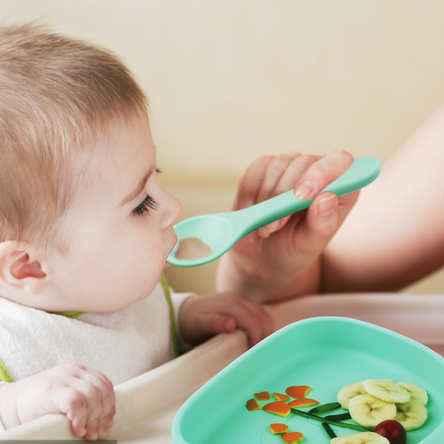 Set Vaisselle Bébé Silicone 4 Pièces Avec Ventouse - Assiette, Bol, Cuillère Et Fourchette Anti-Dérapant