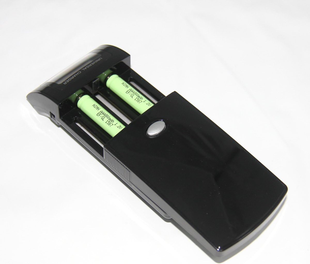 Glorich Super Universal Battery Charger with USB output + Color LCD Screen for Digital Camera, Camcorder, Cell Phone, AA, AAA and 9V batteries - charge Li-ion, Li-polymer, Ni-MH and Ni-CD Batteries