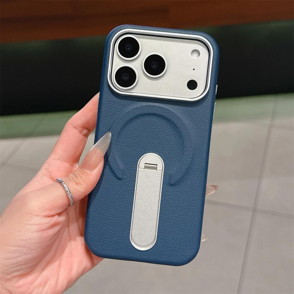 Custodia in pelle magnetica con supporto per iPhone 17 Pro Max, resistente agli urti e con ricarica wireless (per iPhone 17 Pro Max/Blu)
