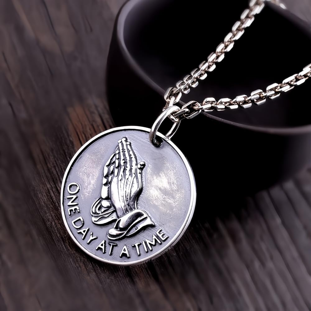 Collana ciondolo pendente medaglia moneta con mani in preghiera in argento sterling 925 per uomo donna