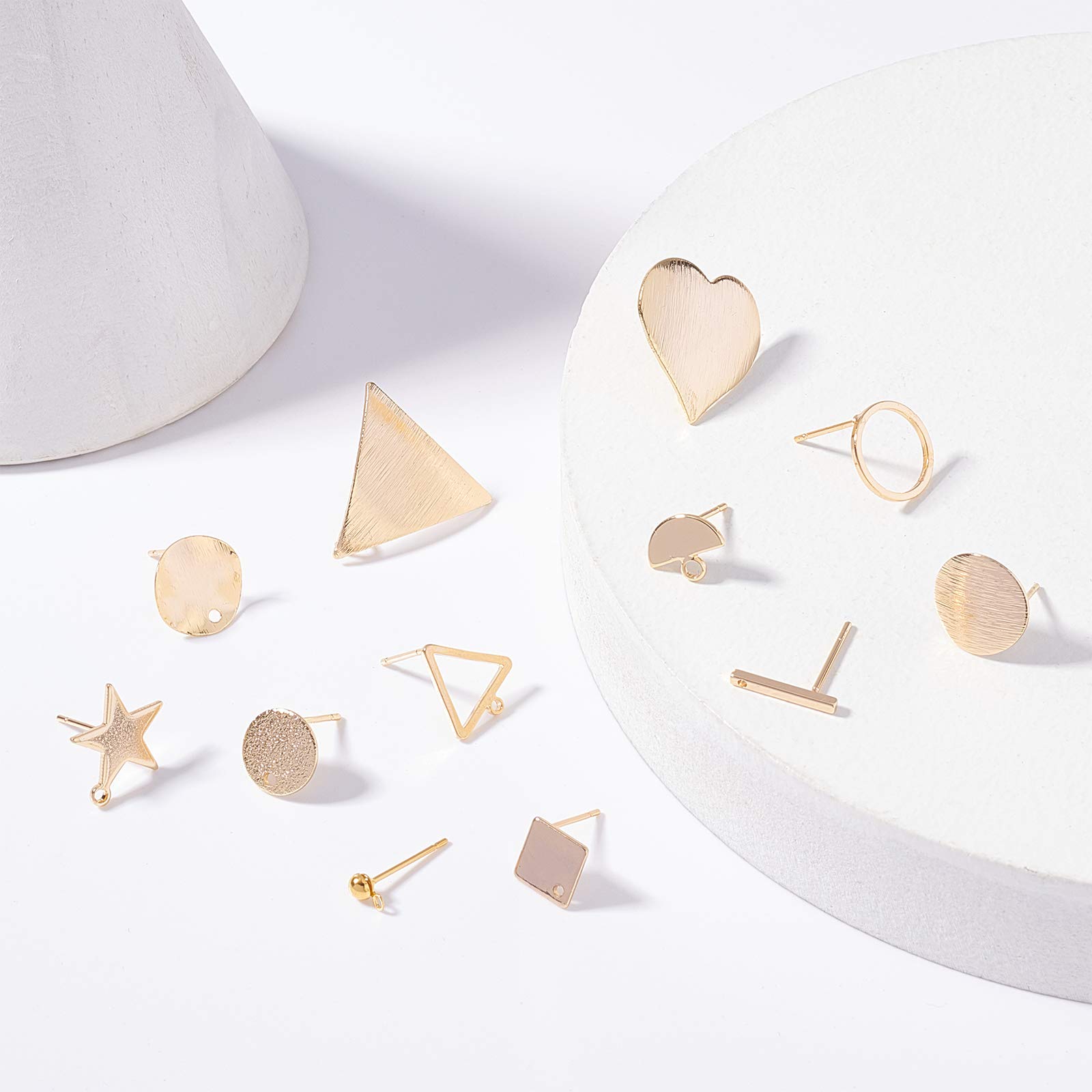 BENECREAT 80 Pezzi Base Per Orecchini In Ottone Placcato Oro 18k Con Zirconia Cubica, 2 Stili, E 100 Tappi In Plastica, Foro 1 Mm, Per Gioielli Fai Da Te
